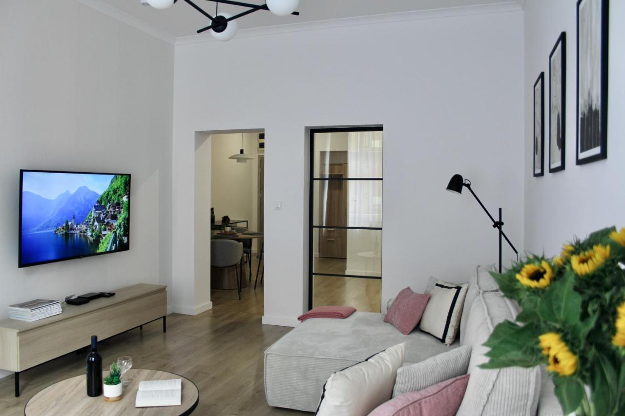 Luna Apartments Jelenia Góra Extérieur photo