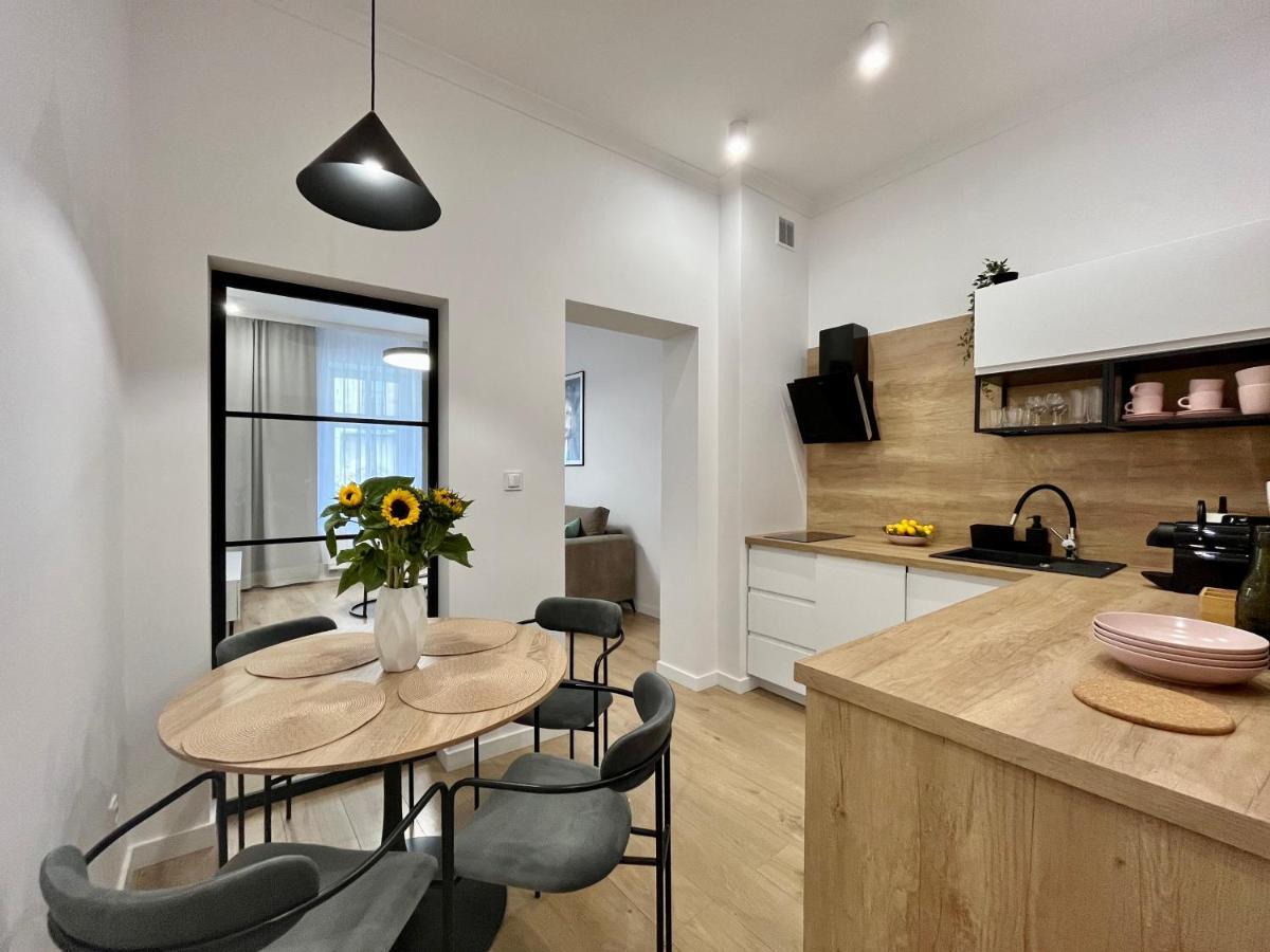 Luna Apartments Jelenia Góra Extérieur photo