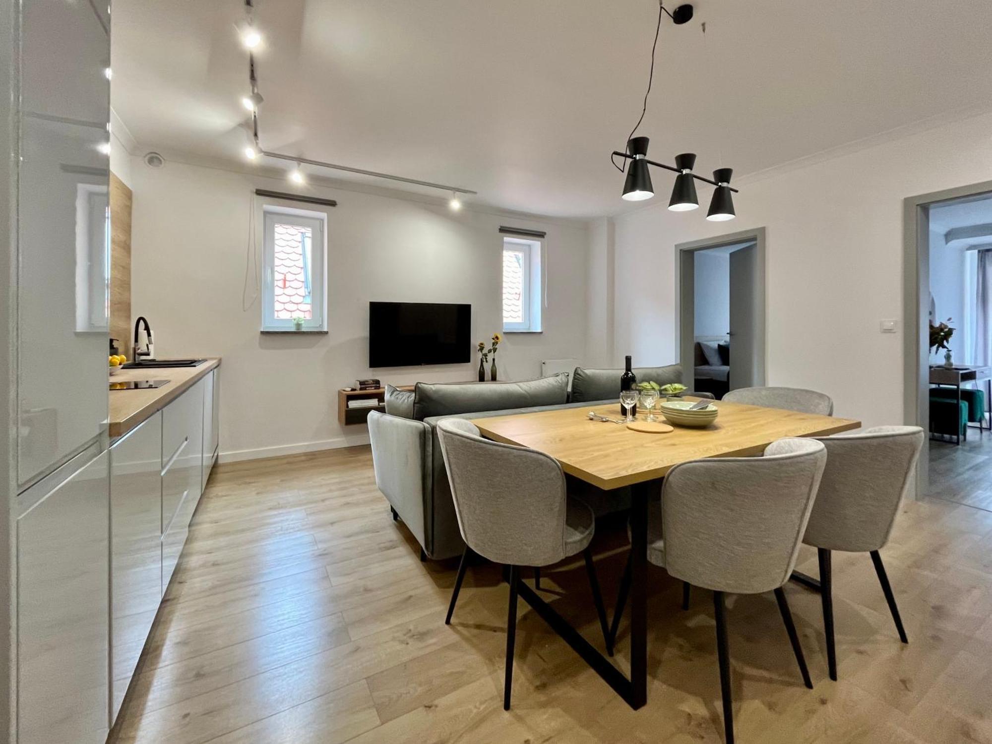 Luna Apartments Jelenia Góra Extérieur photo