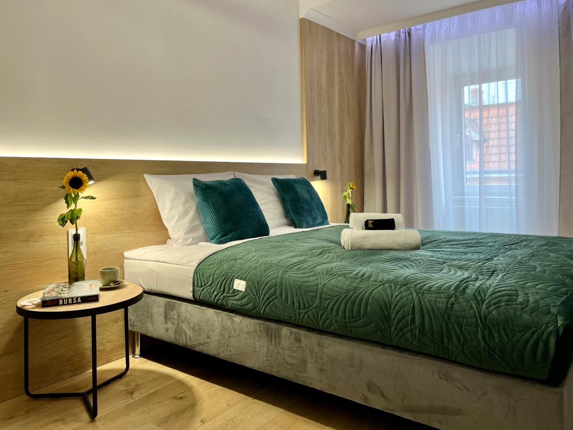 Luna Apartments Jelenia Góra Extérieur photo
